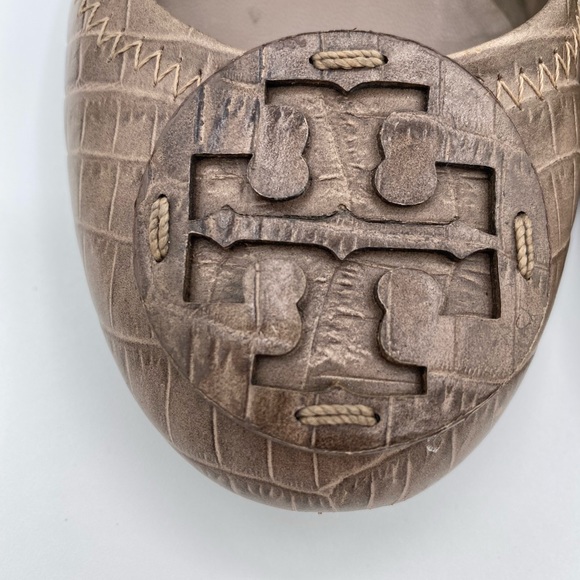 Tory Burch Croc Embossed Leather Reva Scrunch Ballet Flats Beige - Picture 6 of 6